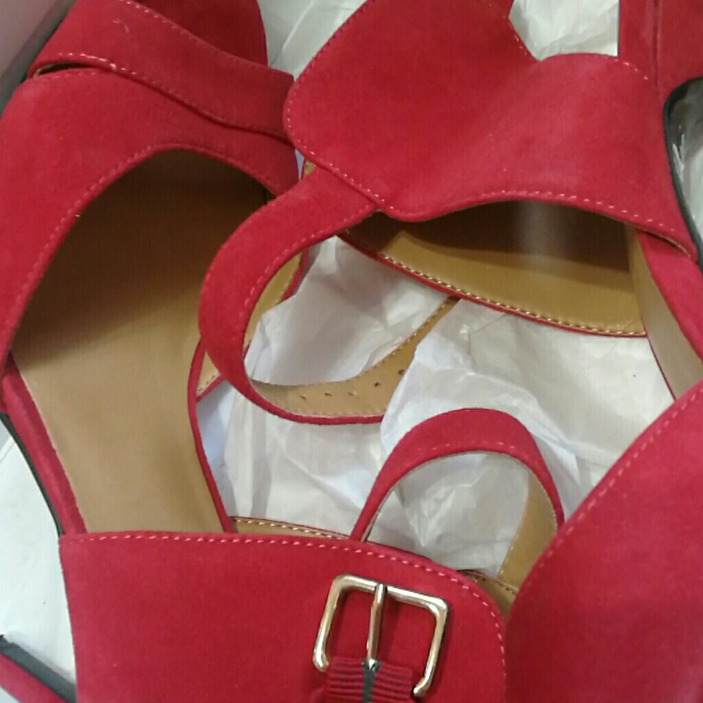 Nine West Adalina Red Suede Heels - Picture 5 of 7